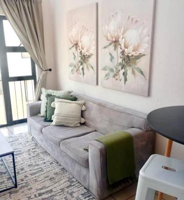 Greater Johannesburg Metropolitan Area Apartment | Sandton Villas - Dainfern