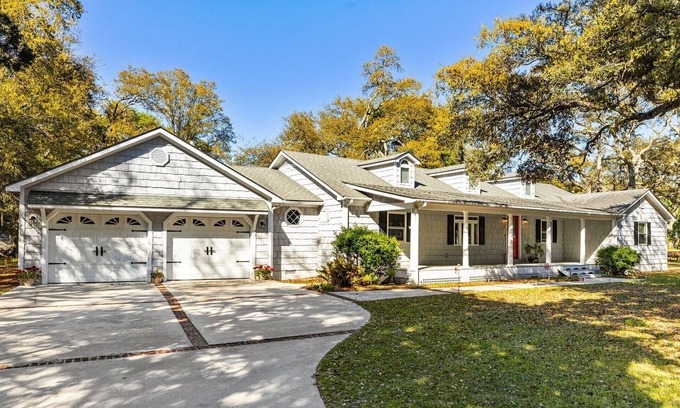 Harkers Island House | Sandy Feet in Harkers Island, NC