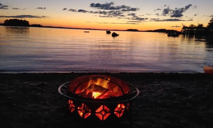 Gravenhurst Cottage | Sandy Pines Cottage. Lake Muskoka, Gravenhurst