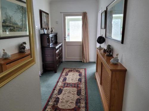 Weston-super-Mare Apartment | sandy retreat