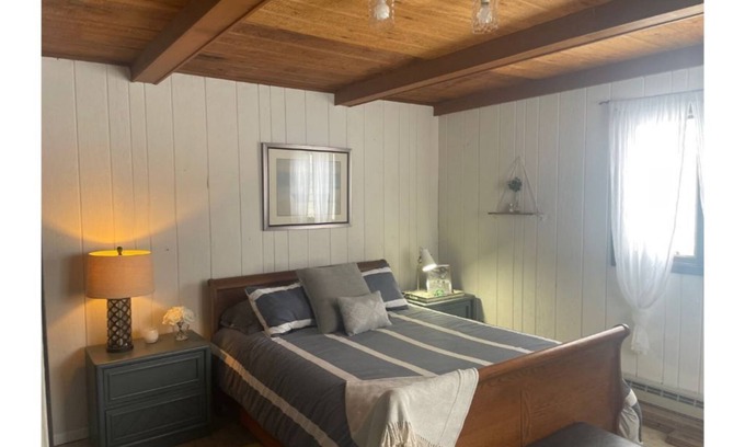 Shell Lake House | Sandy Shell Lake Shining Bright