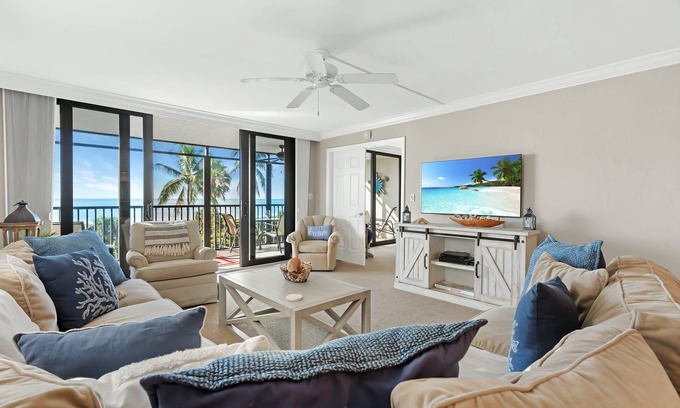 Beachview Country Club Estates Condo | Sanibel Beachfront Full Gulf View Condo! 3BR, 2 Bath! Pool, Tennis, Pickleball!