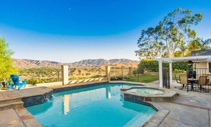 Canyon Country House | Santa Clarita Pool Home with a View, Centrally Located, Live-In Ready, One Story