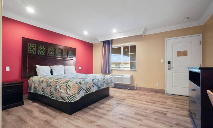 Huntington Park Hotel | Santa Fe Inn Los Angeles