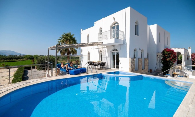 Kavros Villa | Santo Villa, a riveting group sanctuary!