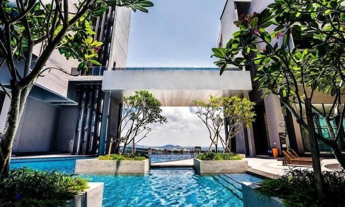 Taman Melaka Raya Bed & Breakfast | SANTORINI Melaka Imperio Residence.
