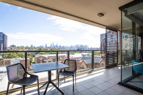 South Yarra House | Sapphire of South Yarra - two bedroom condominium