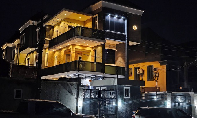 Lagos Apartment | Sapphire Residences by Crystal Magodo