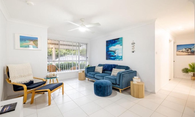 Fingal Bay House | Sapphire Sands 1 52 Boulder Bay Rd air con Wi Fi Cot and Highchair