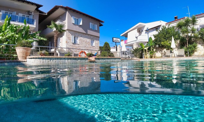 Haniotis Hotel | Sarantis Hotel