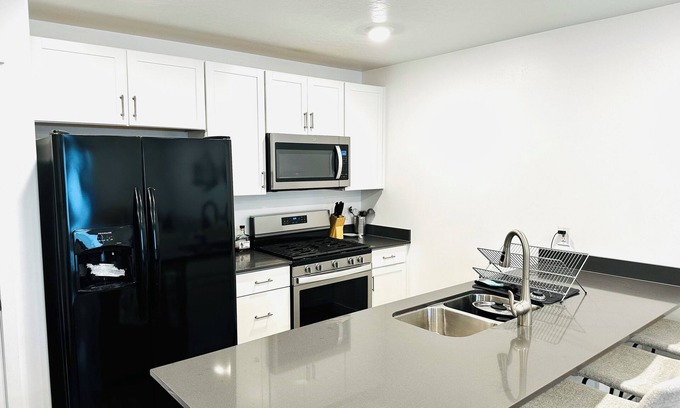 Eagle Mountain House | Saratoga Springs Oasis – Quiet, Peaceful, Comfortable, and Immaculate