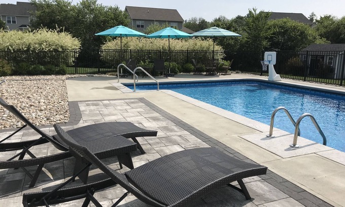 Saratoga Springs House | Saratoga track/vacation house rental in quiet setting 4.5 miles from the track