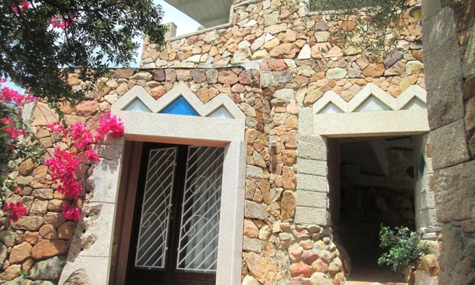Solanas House | Sardinia Yellow House