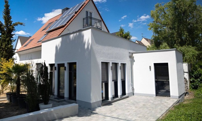 Bad Neuenahr-Ahrweiler House | Sartoris Comfortable holiday residence