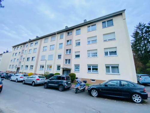 Wuppertal Apartment | Sasi Homes - WorkBase