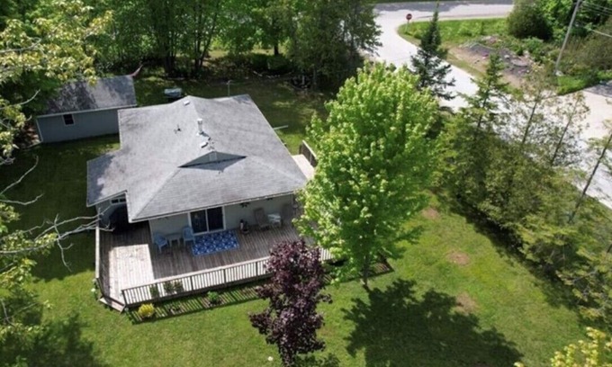 Sauble Beach Cottage | Sauble Beach Cottage