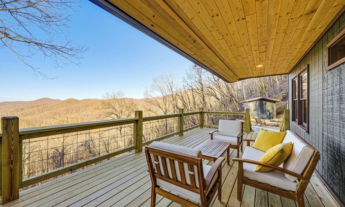 Franklin Cabin | Sauna + Views: Private Franklin Cabin on 10 Acres