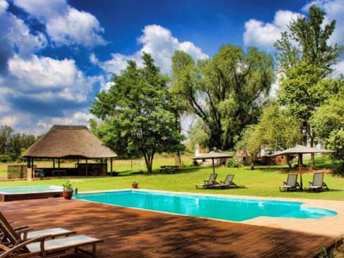 Vredefort Cabin | Savannah Game Lodge, Wedding Venue and River Retreat