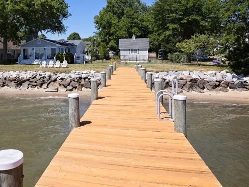 Stevensville House | Saved by the Bay