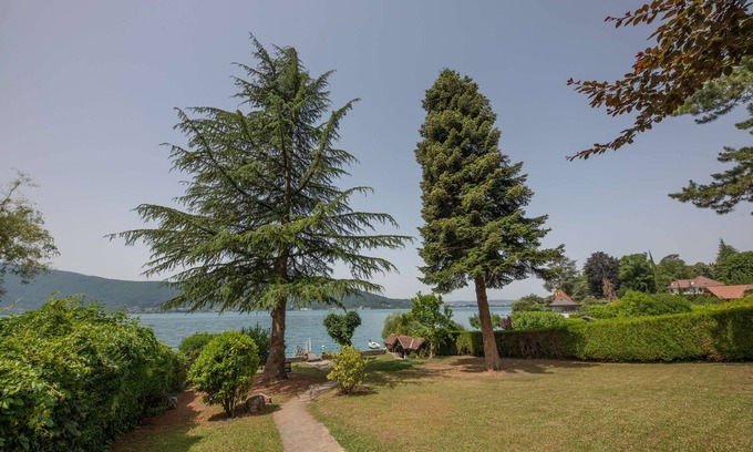 Veyrier-du-Lac House | Savoielac – Lake Annecy – Veyrier-du-lac - Waterfront : Villa Alice