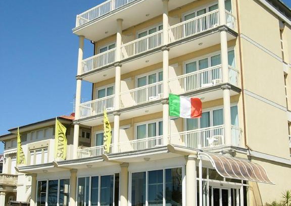Marina di Pietrasanta Hotel | Savoy Hotel