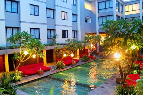 Sunset Road Resort | Savvoya Hotel Seminyak