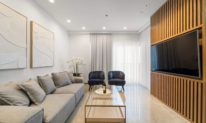Jerusalem City Centre Condo | Savyon View 3BDR - ApartHotels In City Center