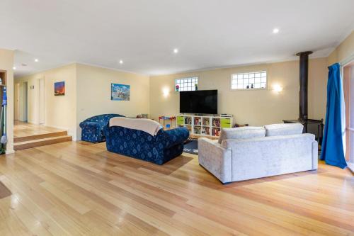 Sawmill Settlement House | Sawmill Retreat