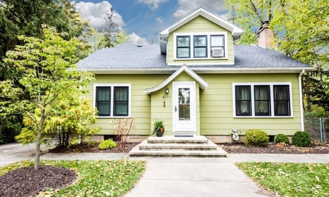 Sawyer Cottage | Sawyer Retreat With Private Heated Pool!