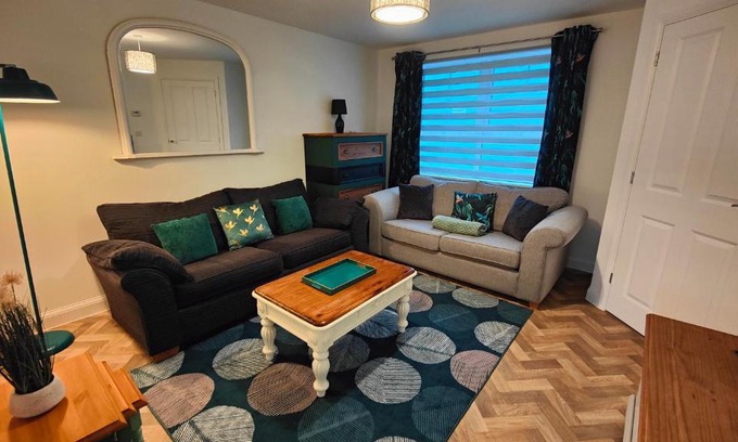 Emsworth House | Saxon Corner