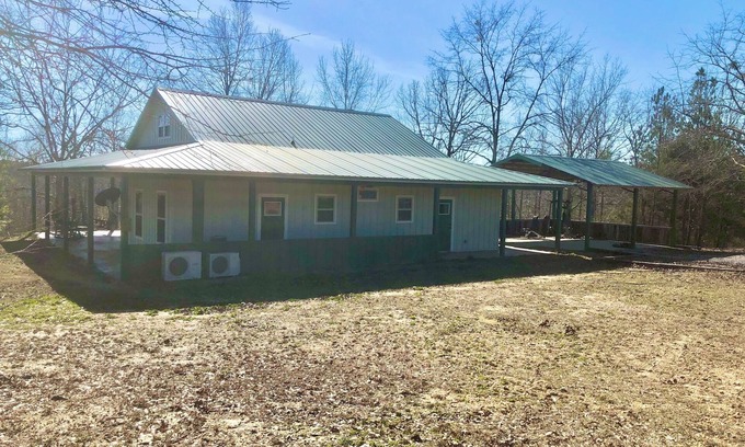 Lawley Other | Scenic and Private 3-bedroom farmhouse