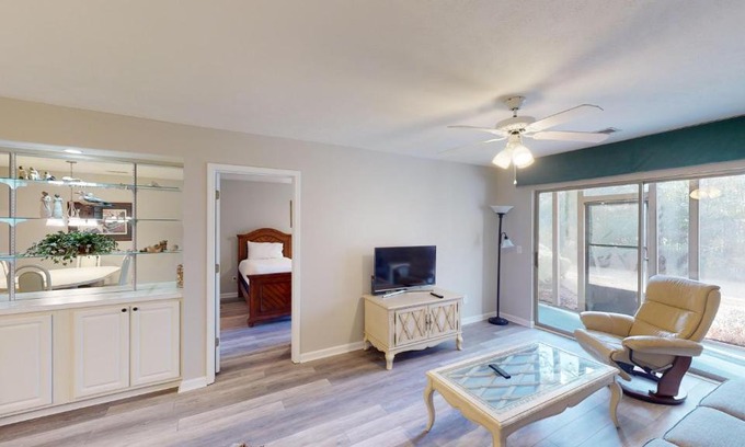 Pawleys Island Villa | Scenic Serenity 2 Bedroom Villa with Balcony