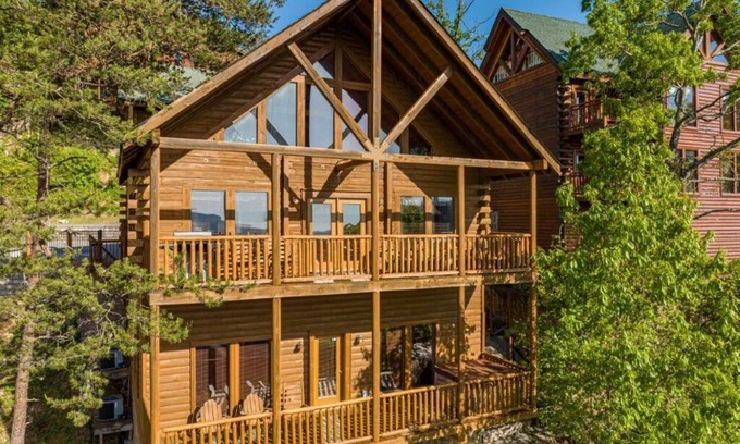 Gatlinburg - Pigeon Forge Cabin | Scenic Vista Lodge