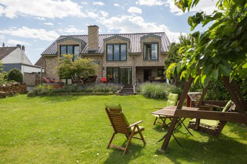 Langel Bed & Breakfast | Schönste Lage am Rhein in unmittelbarer Stadtnähe, B & B