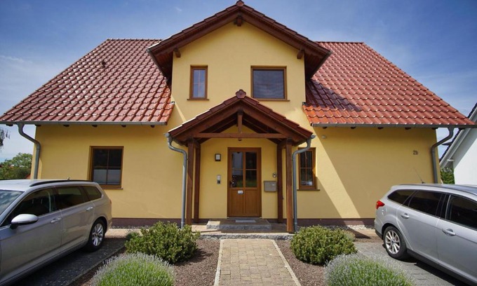 Thiessow Apartment | Schicke FeWo mit Terrasse, gratis Nutzung vom AHOI Erlebnisbad und Sauna in Sellin - Haus De niege Wech FeWo 01