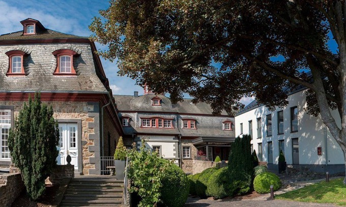 Burgbrohl Hotel | Schloss Burgbrohl