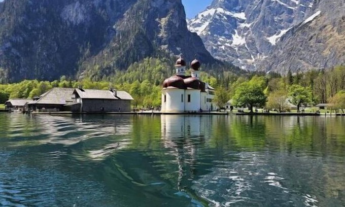 Berchtesgaden Boat Rental | Schmitthäusl Comfortable holiday residence