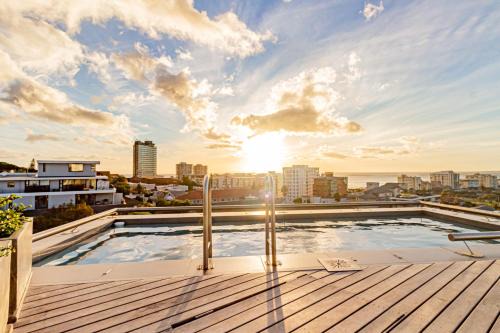Three Anchor Bay Apartment | Scholtz Penthouse