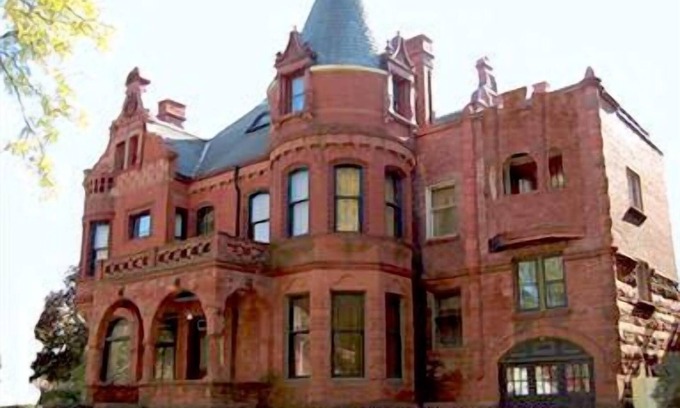 Concordia Bed & Breakfast | Schuster Mansion Bed & Breakfast