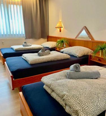 Schwand Apartment | Schwanstetten bei Nürnberg, gemütliches Apartment mit Küche Bad TV
