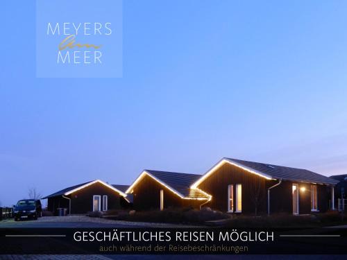 Zierow House | Schwarzes Holzferienhaus mit Sauna in Zierow - SONNENECK - 500m zum Ostsee-Strand, 4 - 6 Personen