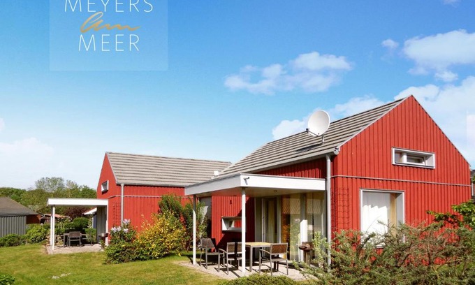 Zierow House | Schwedenrotes Ferienhaus "ISI" - Ostsee Strand 500 Meter - Nähe Wismar - alles inklusive
