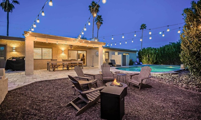 Raskin Estates House | Scottsdale Adobe Home w/Backyard Oasis!