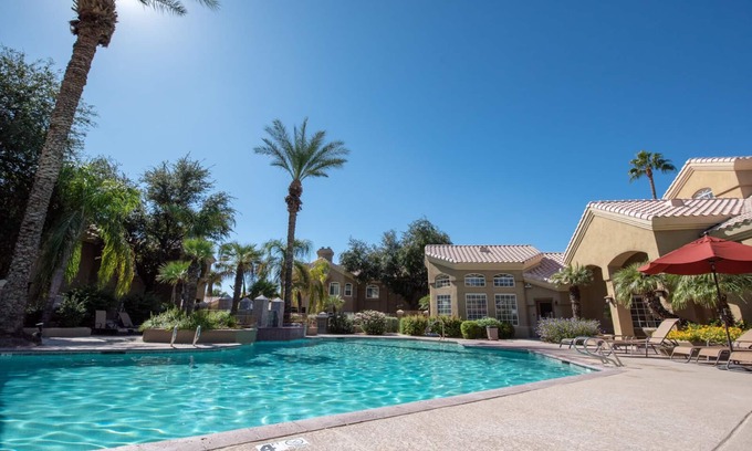 Paradise Valley Village Condo | Scottsdale Gem III newly furnished1 Bedroom Condo in Bella Terra