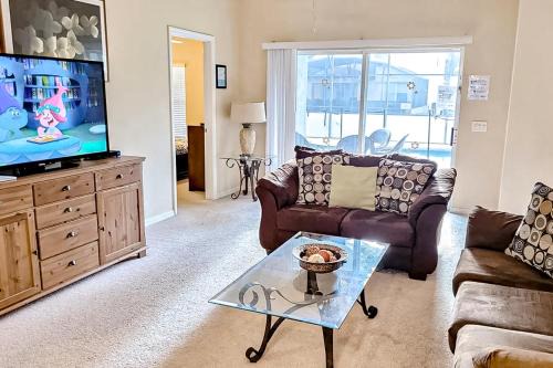 Sandy Ridge House | Scrub Jay Sanctuary