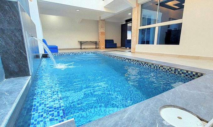 Gascue Villa | SD 4BR Worry-free + Daily Transportationn