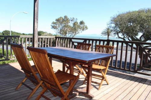Gordons Bay Central Apartment | Sea and Mountain View Apartment
