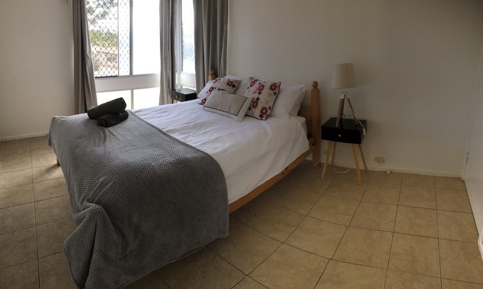 Mahomets Flats House | Sea and Surf Holiday Home