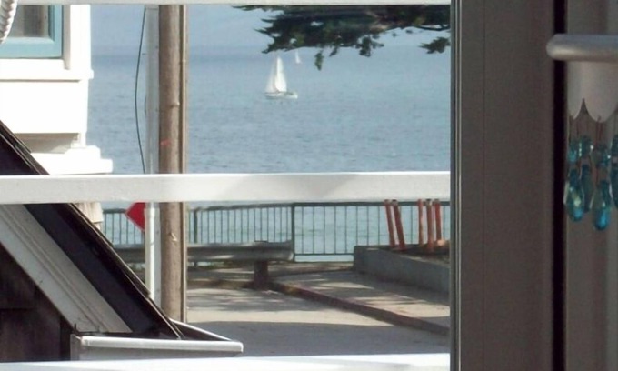 Seabright House | Sea Angel Open Since 2006-Ocean Views-Steps to Seabright Beach-4 Night Minimum