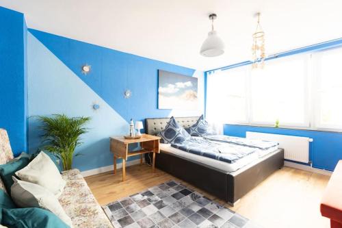 Neudorf-Nord Apartment | - Sea Apartment Duisburg Center & Parking spaces & Kingsize Bett - Central Station Hbf -
